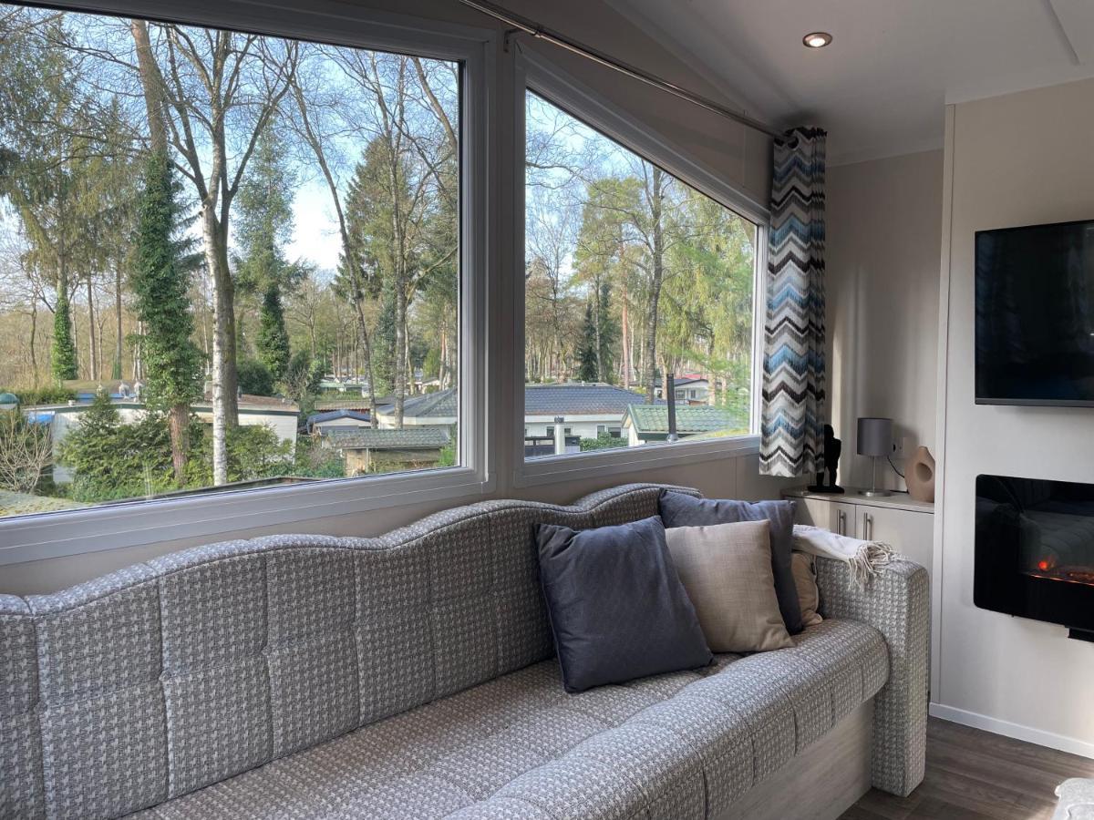 Luxe Chalet Hoenderloo Airco, Netflix - Recreation Only Buitenkant foto